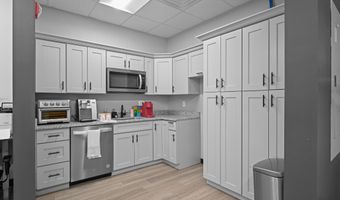 20755 WILLIAMSPORT Pl 380, Ashburn, VA 20147