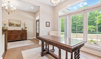 1663 Fairview Dr, Allegan, MI 49010