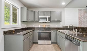 16 Duvall Ln, Bella Vista, AR 72715