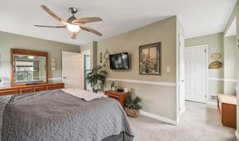 46 Hyer Ct, Aberdeen, NJ 07747