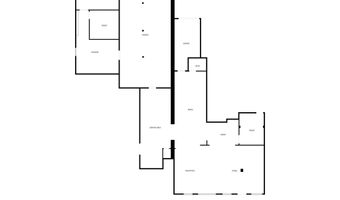 33 W Olive St, Aurora, MO 65605