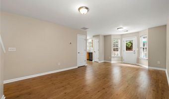 226 Fox Creek Blvd, Woodstock, GA 30188