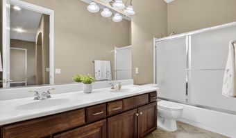 1937 E VICTORIA St, Chandler, AZ 85249
