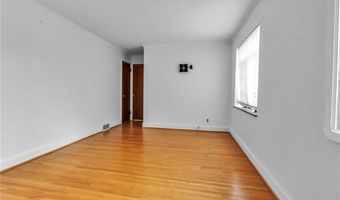 96 Amherstdale Rd, Amherst, NY 14226