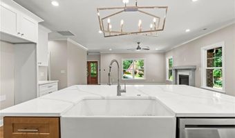 105 Kingsmill Ct, Advance, NC 27006