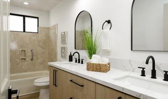 28983 Mountain Meadow Rd, Escondido, CA 92026