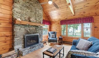 14 Barker Ave, Warren, RI 02885
