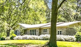 4975 Section Line Rd, Albertville, AL 35950