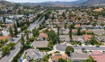 29003 Hollow Oak Ct, Agoura Hills, CA 91301