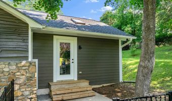 11 Upland Rd, Asheville, NC 28804