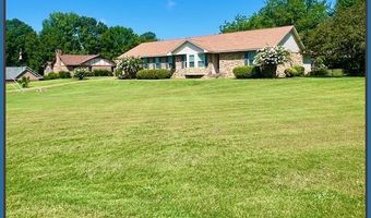307 Hickory Ln, Batesville, MS 38606