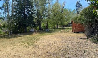 220 N 9th St, Challis, ID 83226