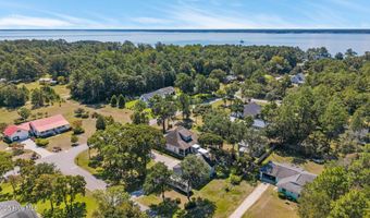 754 Hardison Dr, Arapahoe, NC 28510