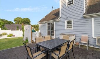 1 Adelaide Ave, Bristol, RI 02809