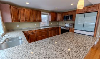 135 Middlesex Ave, Chester, CT 06412