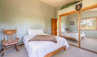 43942 Rainbow Ln, Angelus Oaks, CA 92305