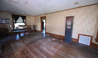 201 E 2nd St, Appleton City, MO 64724