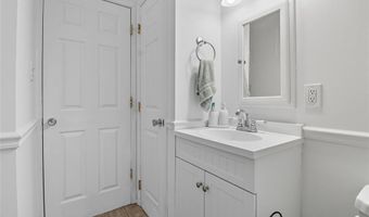 2348 Roland Dr, Arnold, MO 63010