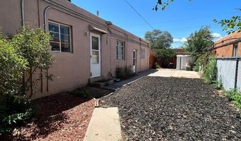 305 MADISON St NE, Albuquerque, NM 87108