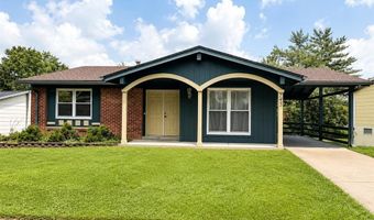 745 Woodrun Dr, Ballwin, MO 63021