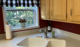 19 N St, Bangor, ME 04401