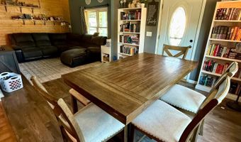 1002 DELEGLISE St, Antigo, WI 54409