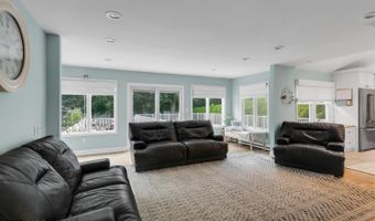 26 Herb Rd, Middletown, NJ 07748