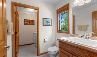 N9432 LOGAN Lane, Appleton, WI 54915