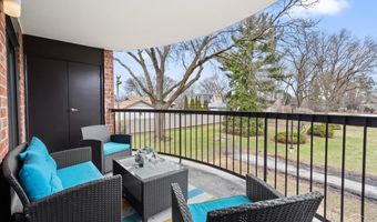 1405 E Central Rd 222C, Arlington Heights, IL 60005
