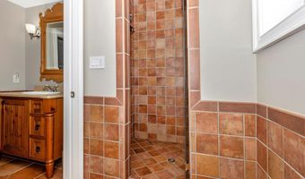 13311 DREWS Ln, Potomac, MD 20854