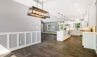 1030 N Linden Dr, Alcoa, TN 37701
