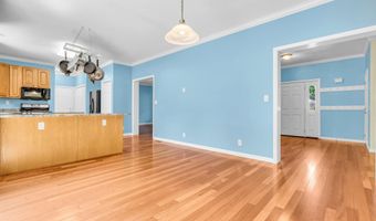 563 Vanderbilt Ave, Bayville, NJ 08721