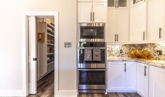 6020 Centark Ct, Alexander, AR 72002