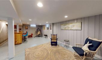 110 Hawthorne St W, Albert Lea, MN 56007