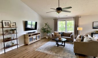 8202 Stonelick Dr, Avon, IN 46123