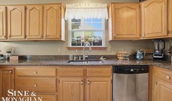 8892 Marr Rd, Almont, MI 48003