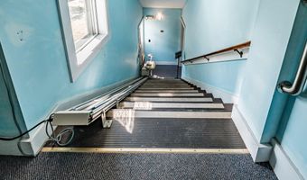 146 State St, Augusta, ME 04330