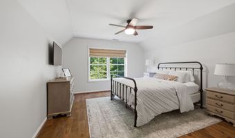 16 Blueberry Hill Rd, Bridgewater, CT 06752