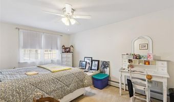 673 Metacom Ave 50, Bristol, RI 02809