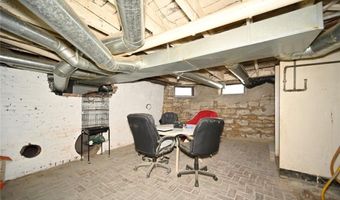308 R St, Atchison, KS 66002