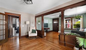 14 Elinora St, East Providence, RI 02915