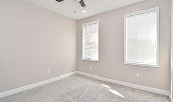 2644 E HOFFMAN St, Baltimore, MD 21213