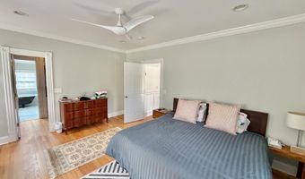 7538 MORNINGSIDE Dr NW, Washington, DC 20012