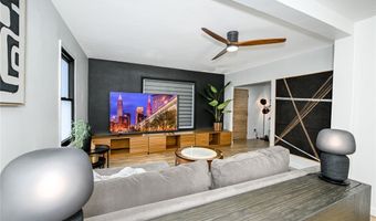 1033 Herberich Ave, Akron, OH 44301