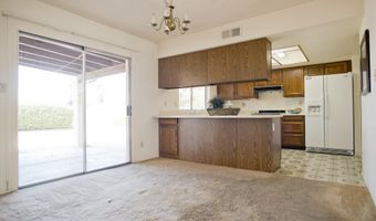 2204 W LOS ARBOLES Pl, Chandler, AZ 85224