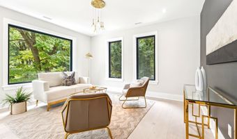 5005 RAVENSWORTH Rd, Annandale, VA 22003