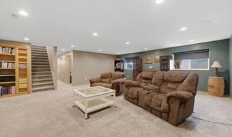 1719 E Aster St, Andover, KS 67219
