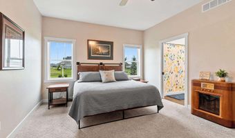 5401 N AMETHYST Dr, Appleton, WI 54913