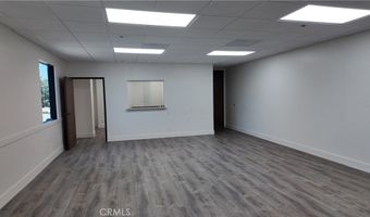1801 W Romneya Dr, Anaheim, CA 92801