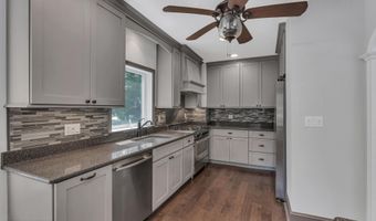 18 Middletown Ave, Atlantic Highlands, NJ 07716